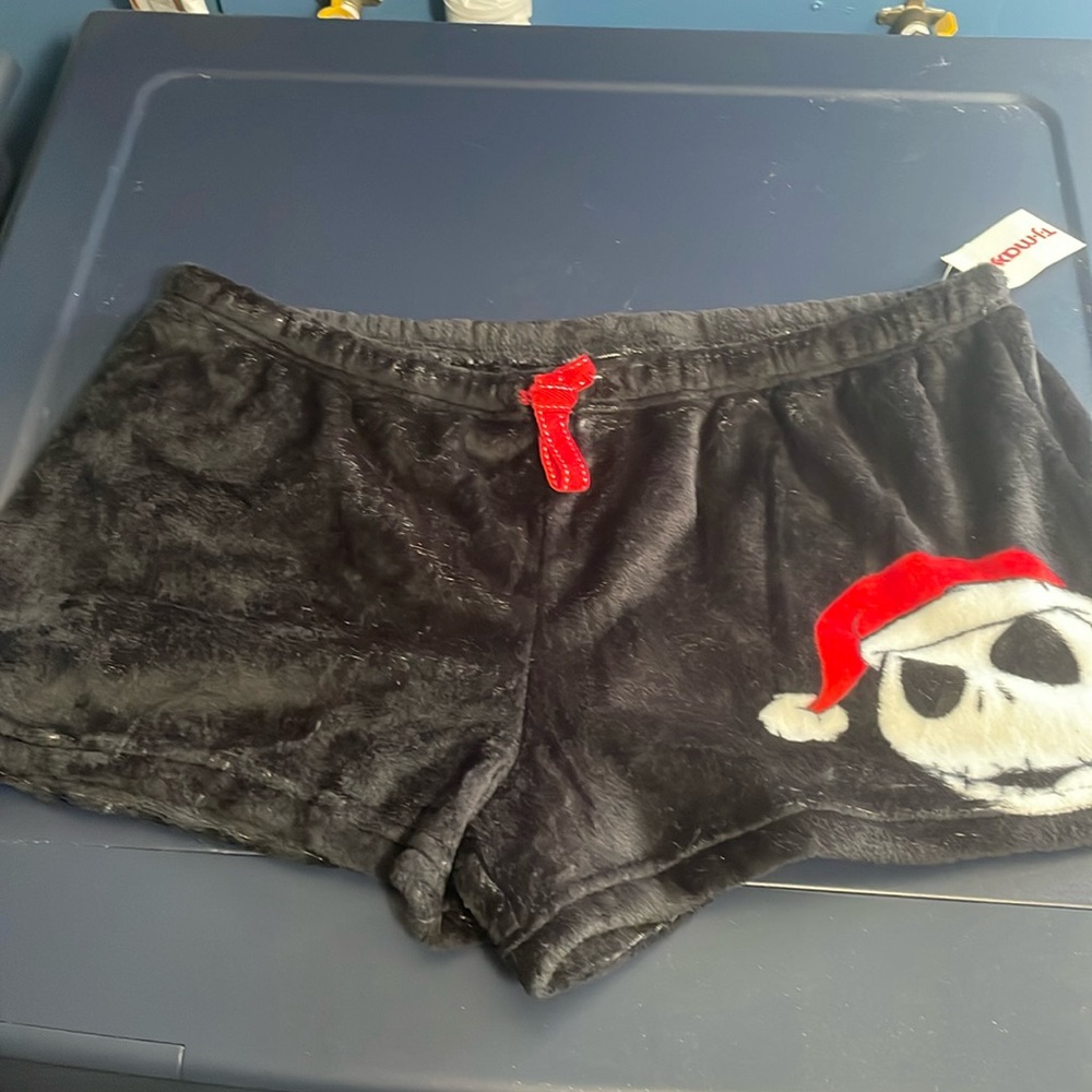 New with tags XL nightmare before Christmas sleep shorts supper soft